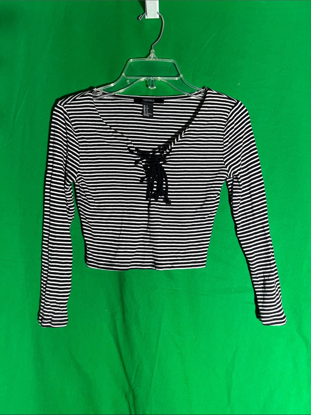Forever 21 Black & White Striped Lace-Up Long Sleeve Crop Top